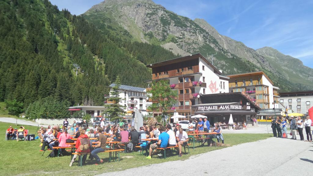 Piz-Hotel Sankt Leonhard im Pitztal Exterior foto